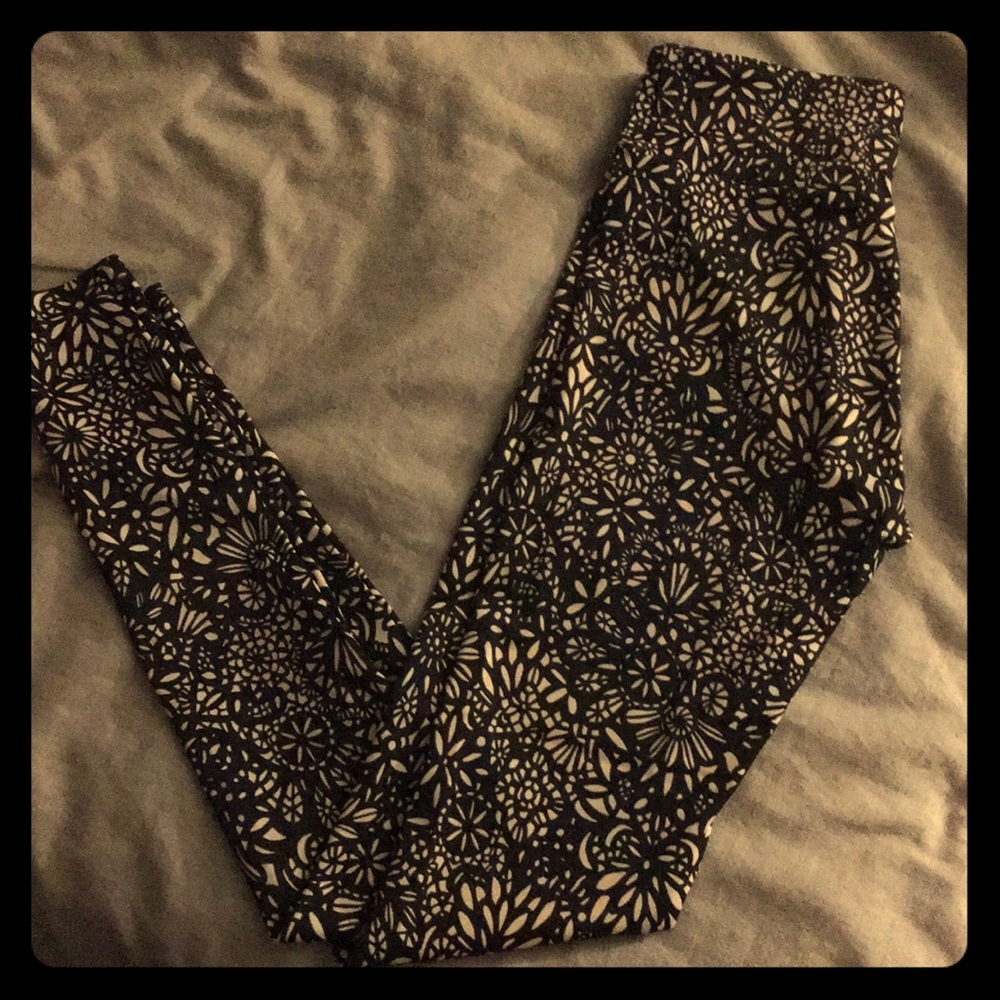 High-Waisted Floral Leggings